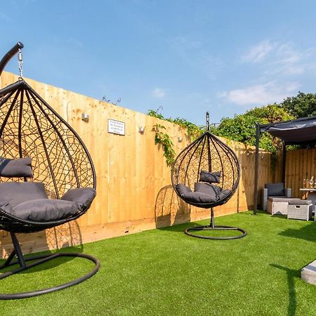 Exquisite Cardiff Apartments- With Garden Lounge & Games Room Eksteriør bilde