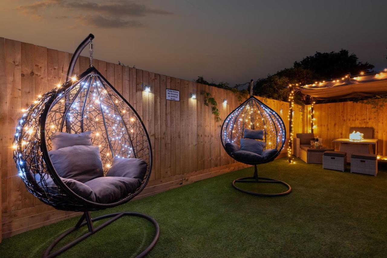 Exquisite Cardiff Apartments- With Garden Lounge & Games Room Eksteriør bilde