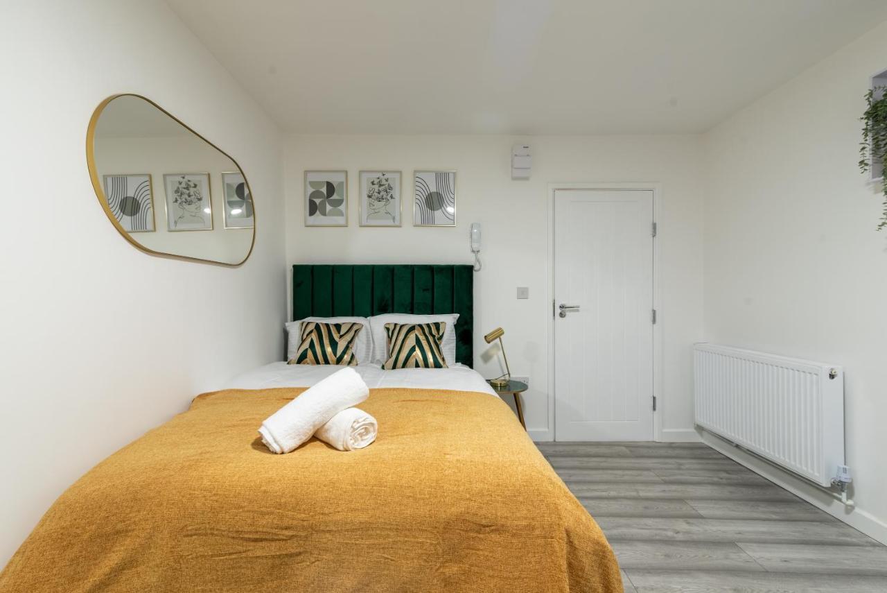 Exquisite Cardiff Apartments- With Garden Lounge & Games Room Eksteriør bilde