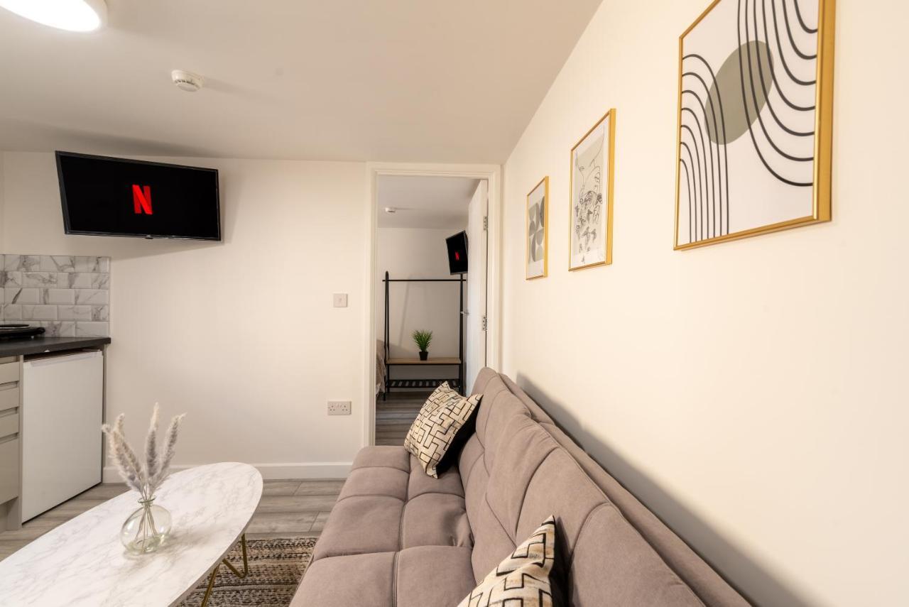 Exquisite Cardiff Apartments- With Garden Lounge & Games Room Eksteriør bilde