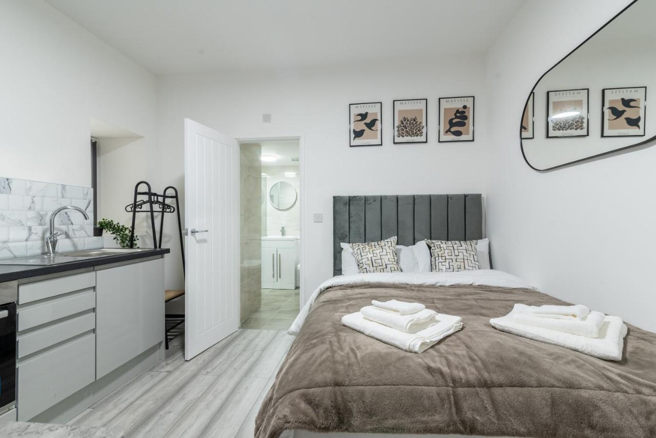 Exquisite Cardiff Apartments- With Garden Lounge & Games Room Eksteriør bilde
